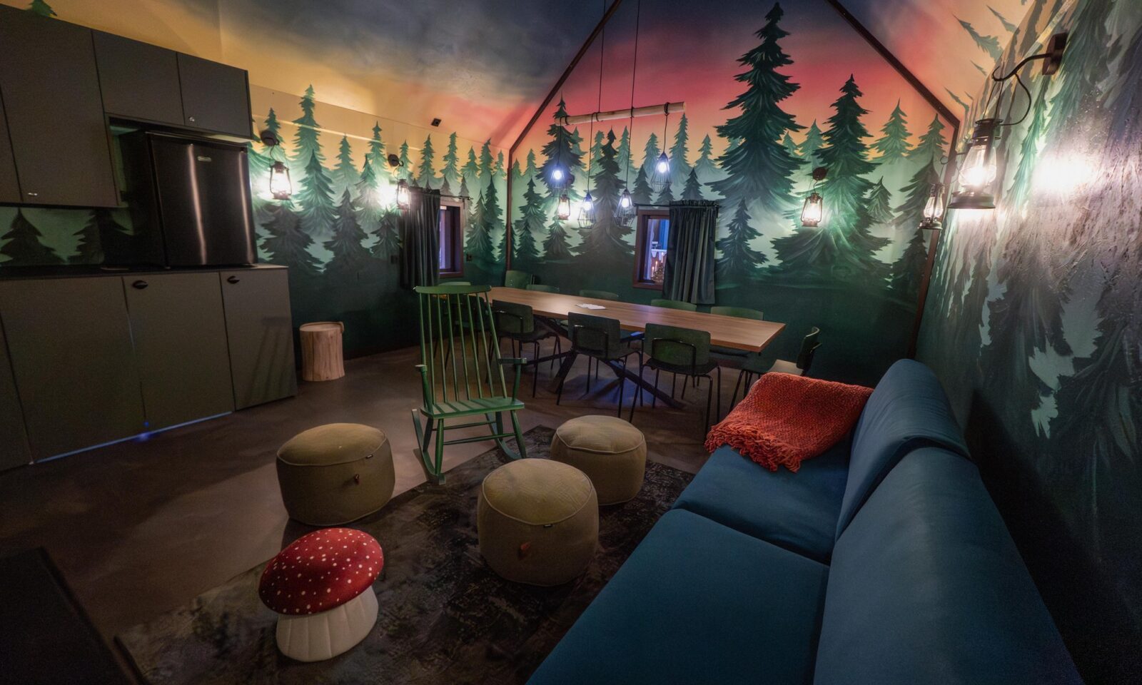 Cosy interior of a gingerbread cabin at Piparina.