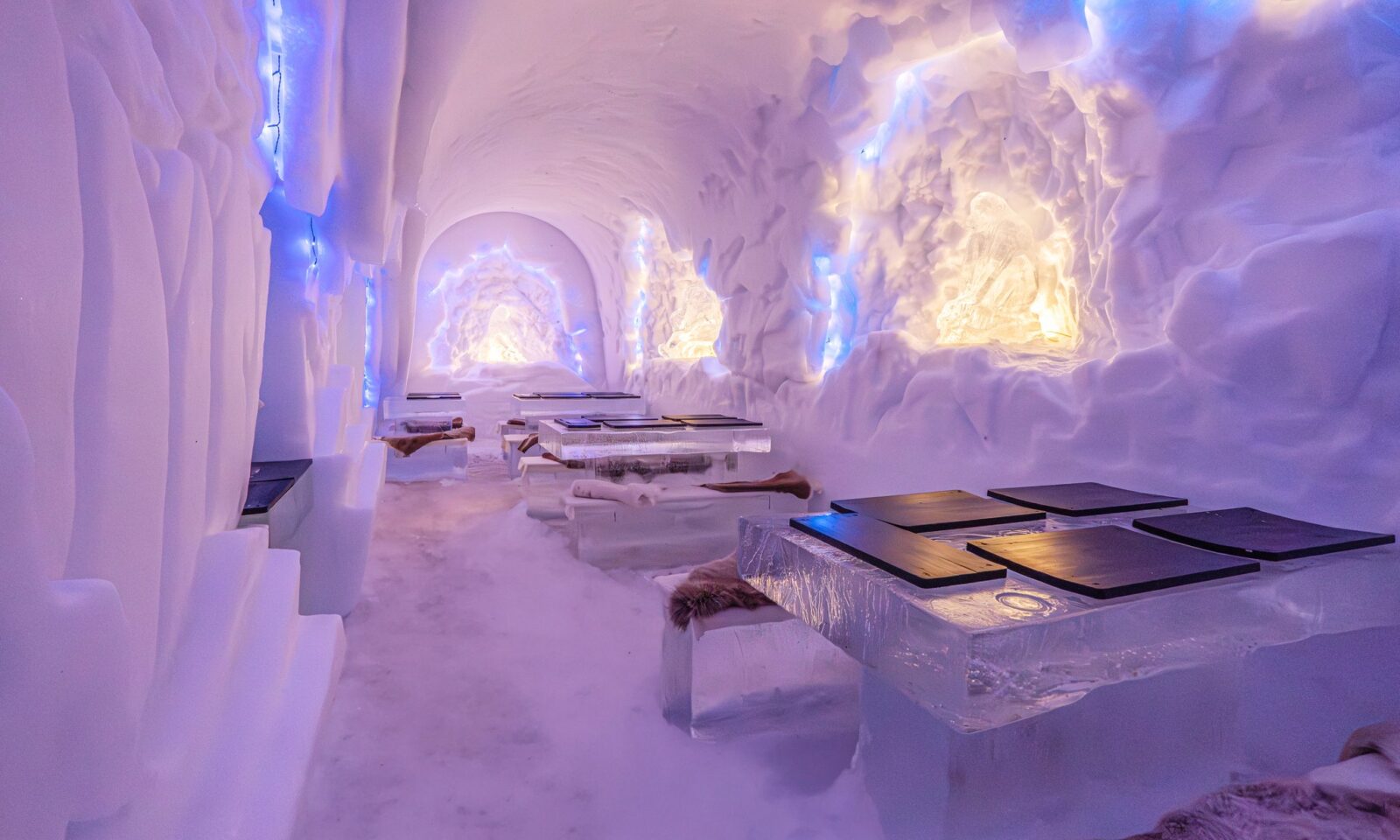 Snow and ice art in Snow restaurant at Snowman World.